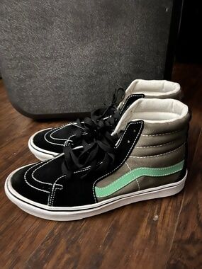 Mens shoes, 6 pairs for $180 BRAND NEW